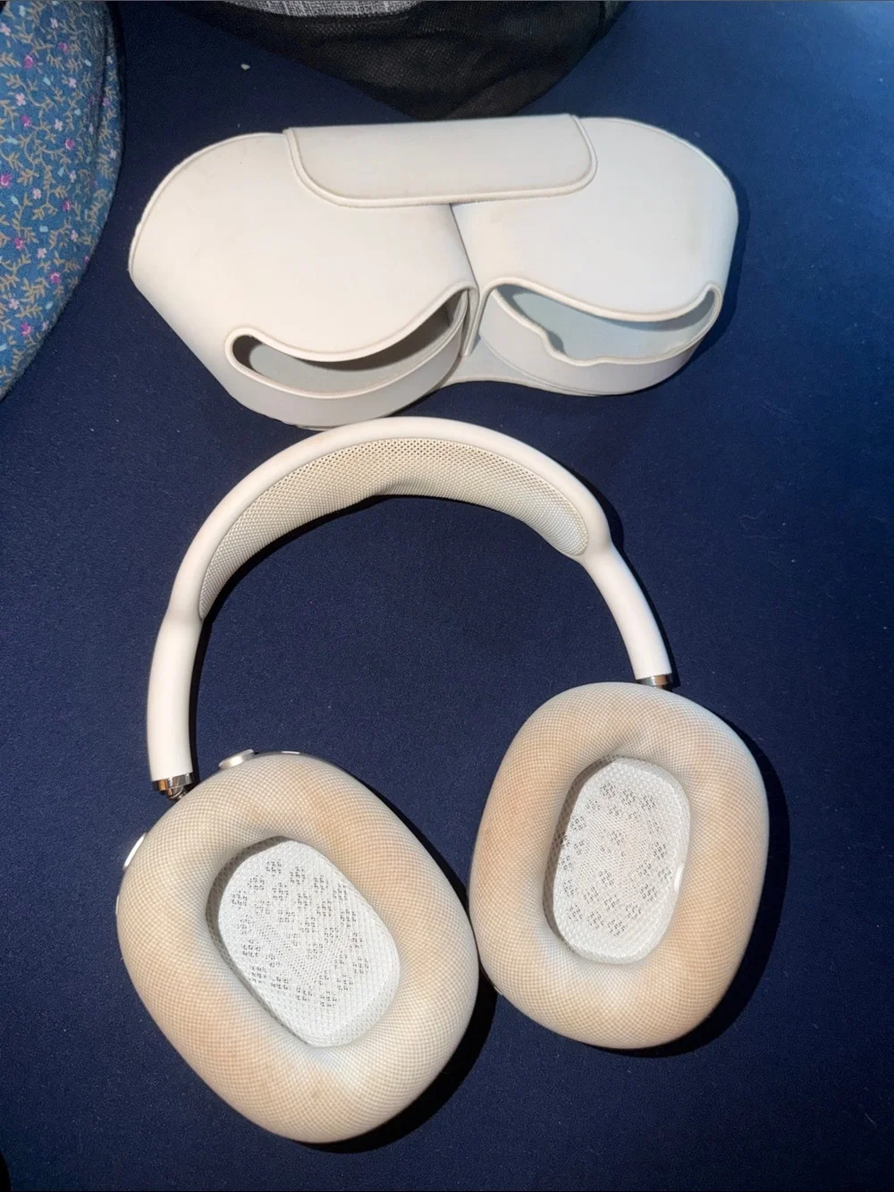 Apple AirPods Max